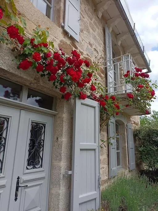 Le Manoir Lacalmontie Vitrac  Villa Vitrac (Cantal)